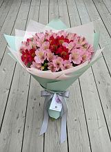 Букет цветов из:  Альстромерии в Усть-Карске