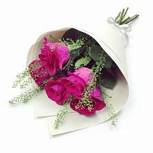 Букет цветов из:  Розы в Усть-Карске