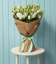 Букет цветов из:  Лизиантусы в Усть-Карске