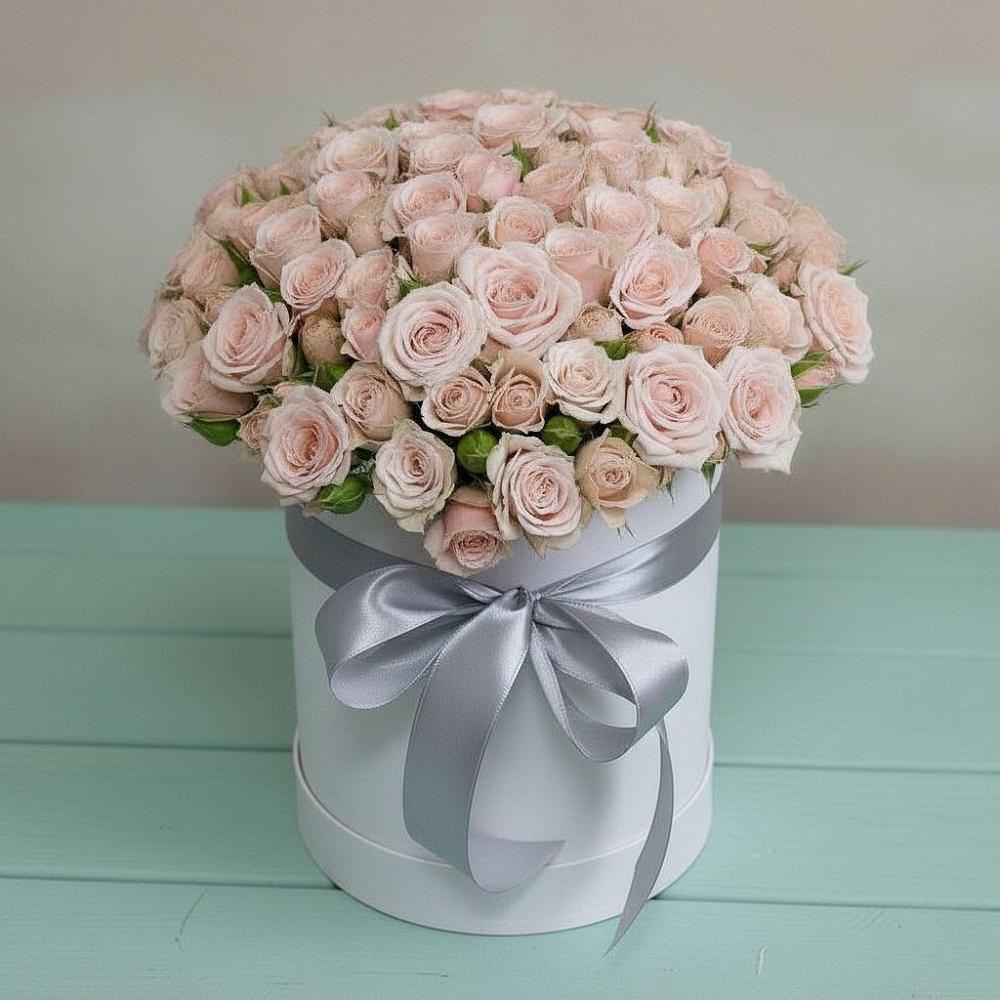 Цветочная композиция из Розы в шляпной коробке в Усть-Карске